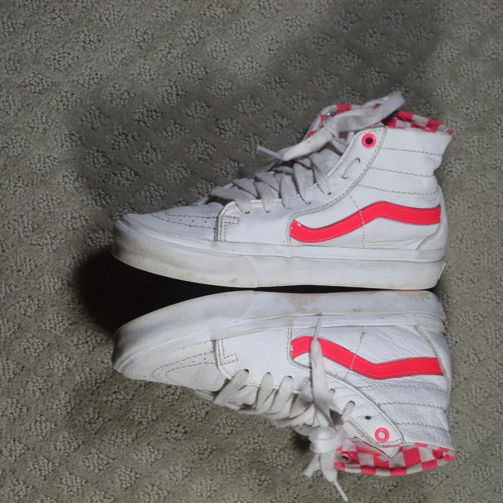 Vans Women's Size 6.5 White and Neon Pink Leather High Top Shoes